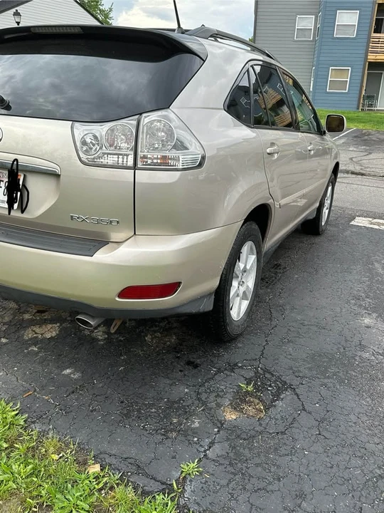 2007 Lexus RX 2nd Gen - Image 5 of 19