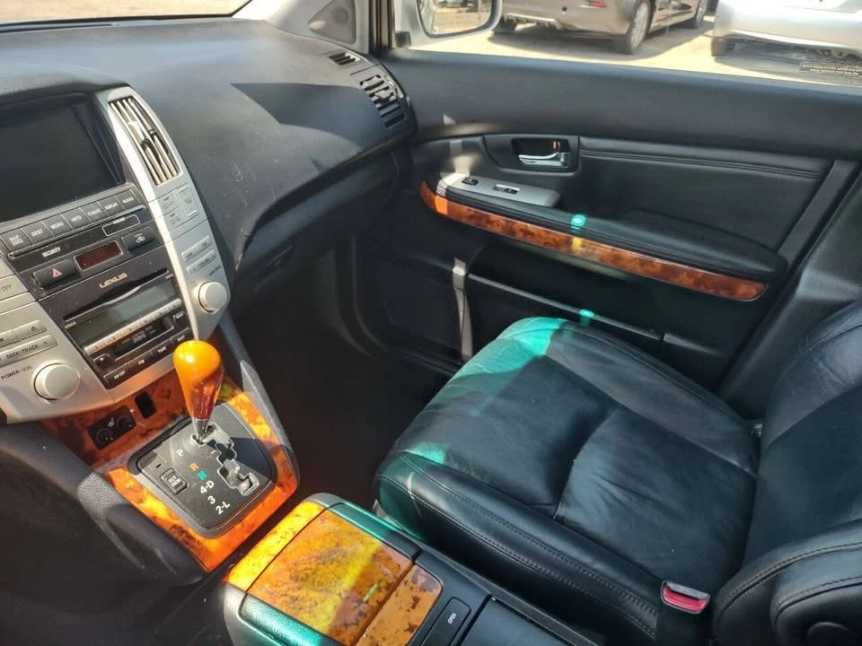 2007 Lexus RX 2nd Gen - Image 15 of 20