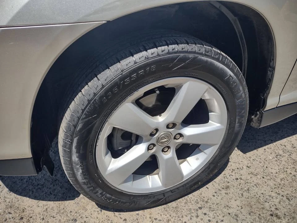 2007 Lexus RX 2nd Gen - Image 12 of 20