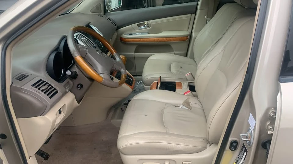 2007 Lexus RX 2nd Gen - Image 4 of 7