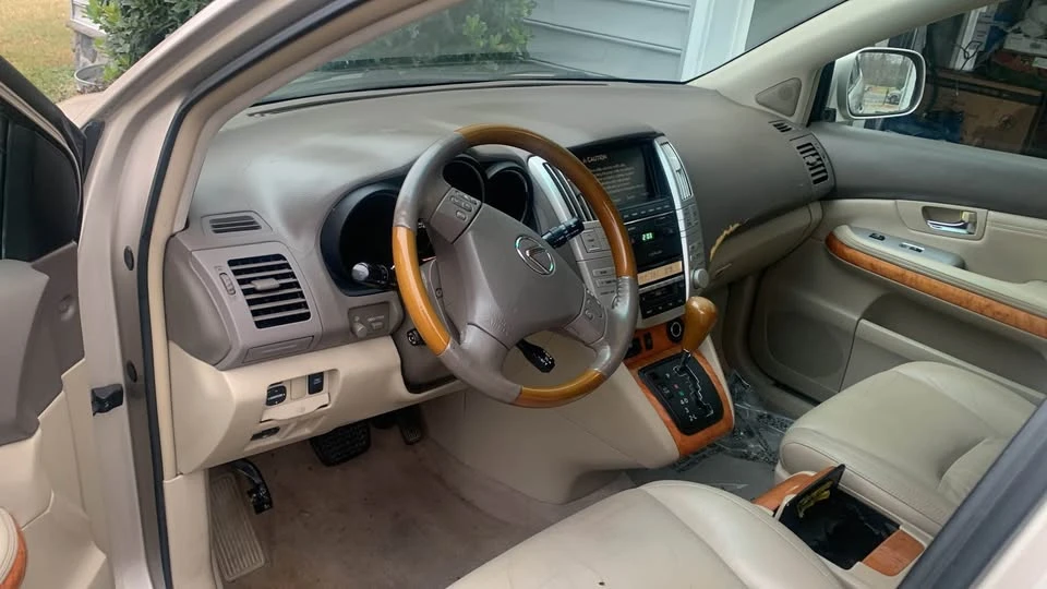 2007 Lexus RX 2nd Gen - Image 3 of 7