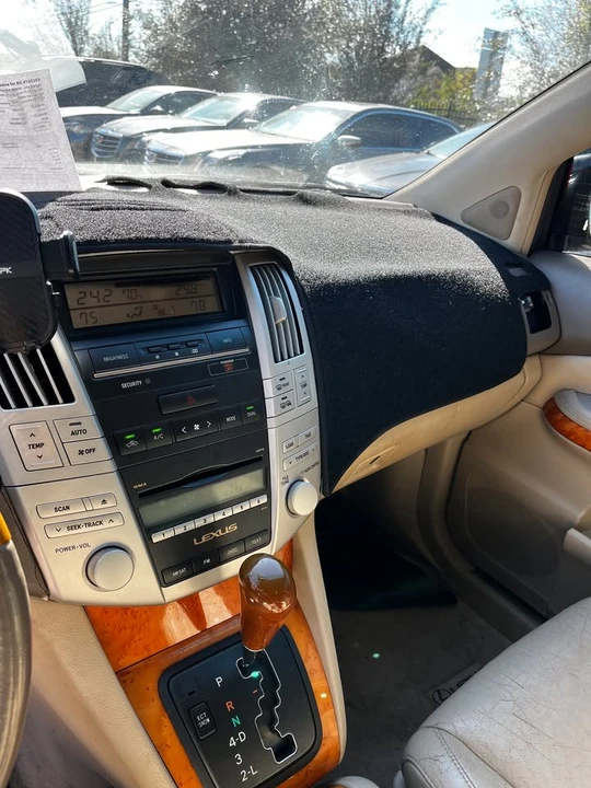 2007 Lexus RX 2nd Gen - Image 6 of 8