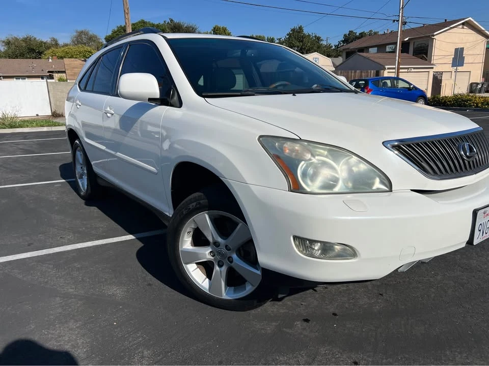 2007 Lexus RX 2nd Gen - Image 2 of 11