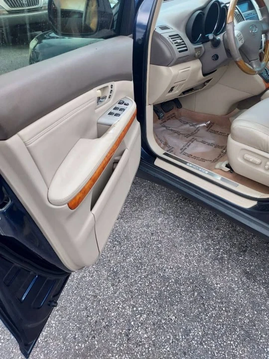 2007 Lexus RX 2nd Gen - Image 19 of 20