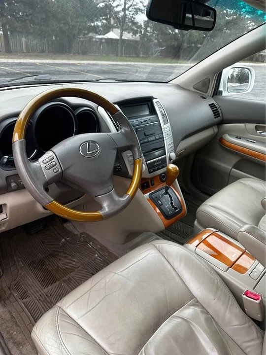 2007 Lexus RX 2nd Gen - Image 11 of 16