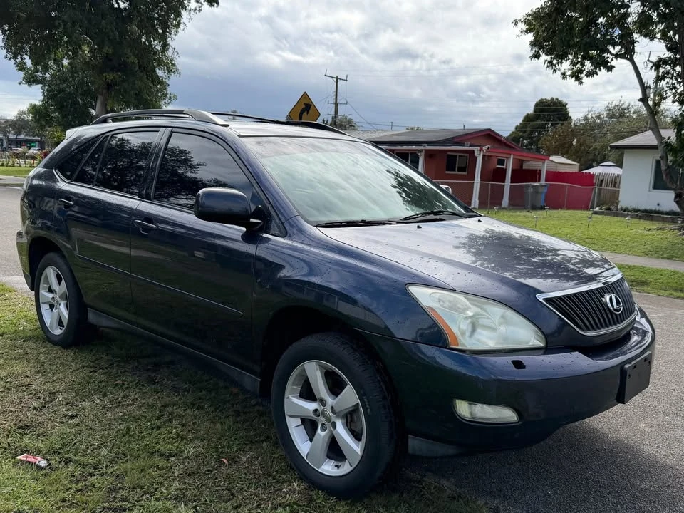 2007 Lexus RX 2nd Gen - Image 2 of 7