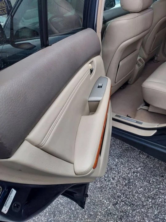 2007 Lexus RX 2nd Gen - Image 18 of 20