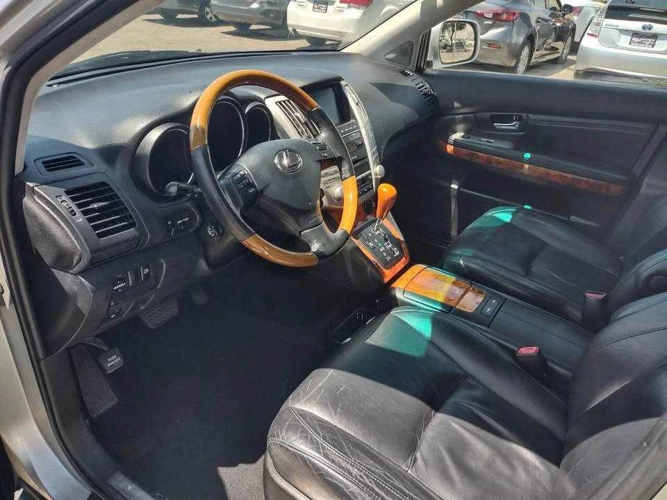 2007 Lexus RX 2nd Gen - Image 11 of 20