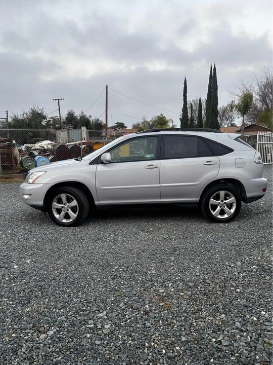 2007 Lexus RX 2nd Gen - Image 3 of 18