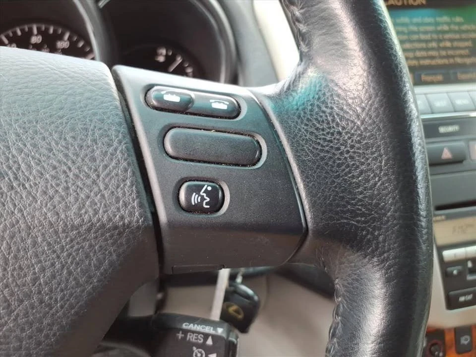 2007 Lexus RX 2nd Gen - Image 18 of 20