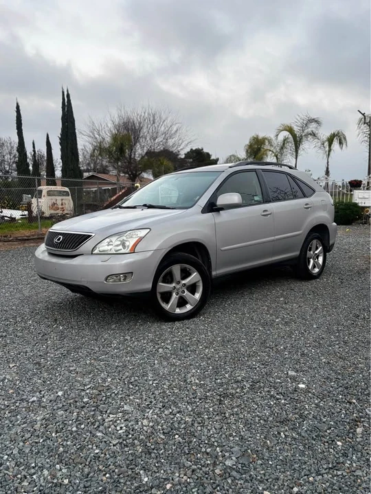 2007 Lexus RX 2nd Gen - Image 2 of 18