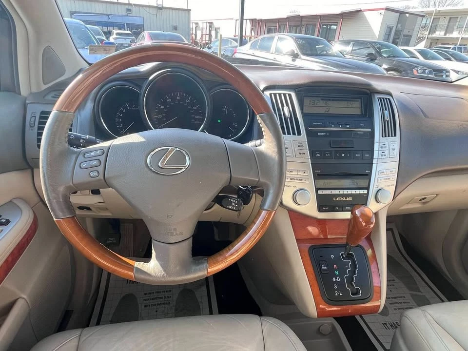 2007 Lexus RX 2nd Gen - Image 16 of 17