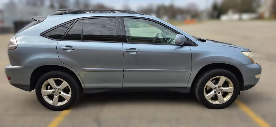 2007 Lexus RX 2nd Gen - Image 3 of 10