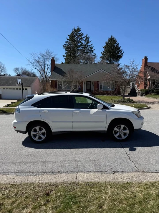 2007 Lexus RX 2nd Gen - Image 4 of 20