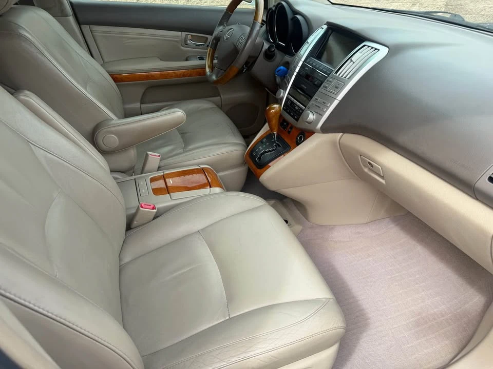 2007 Lexus RX 2nd Gen - Image 5 of 9