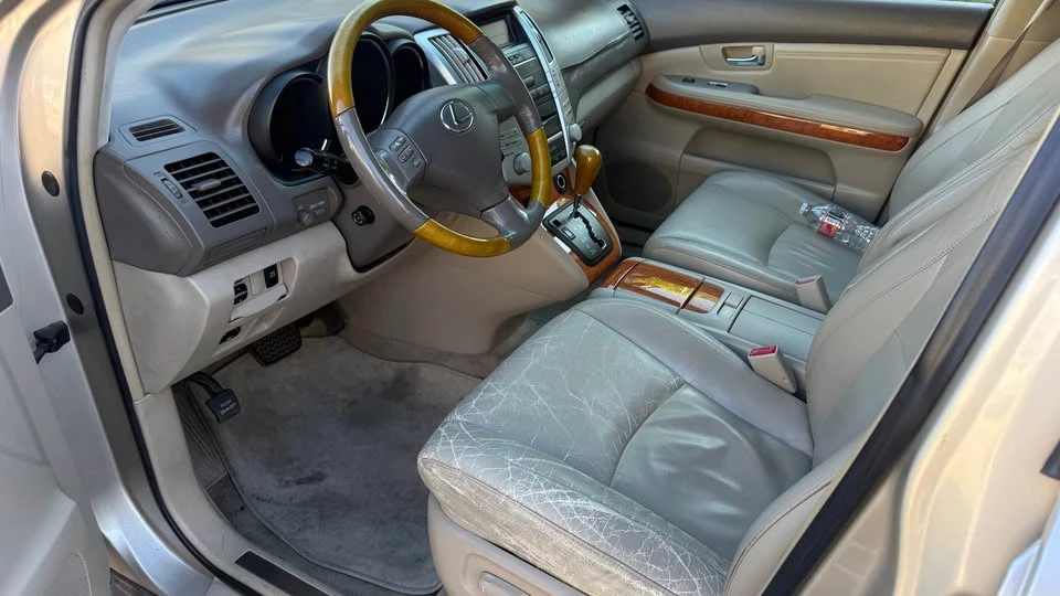 2007 Lexus RX 2nd Gen - Image 6 of 10