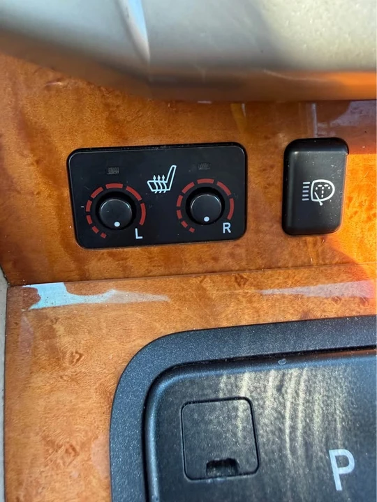 2007 Lexus RX 2nd Gen - Image 14 of 20
