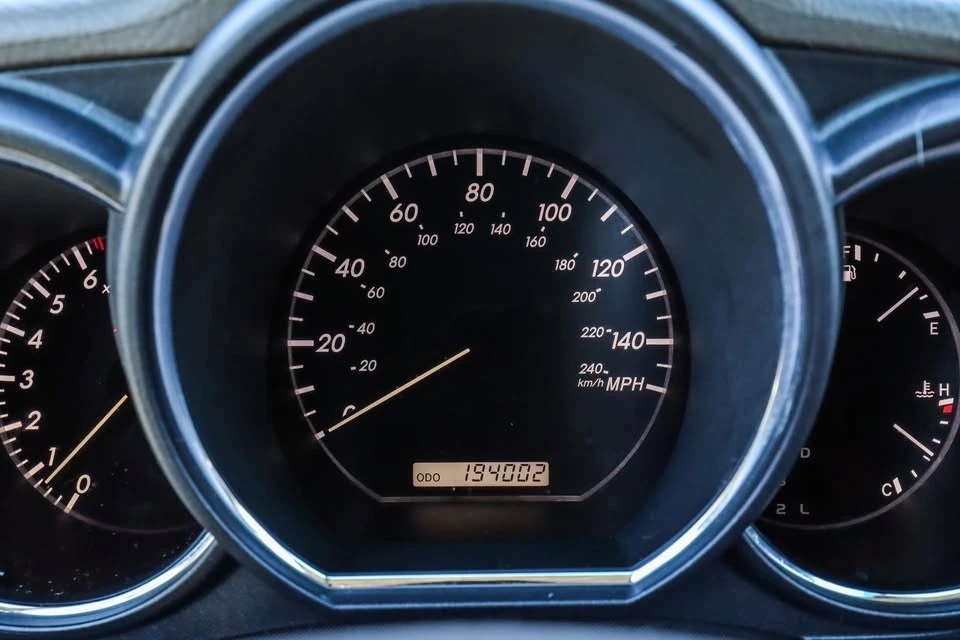 2007 Lexus RX 2nd Gen - Image 7 of 20