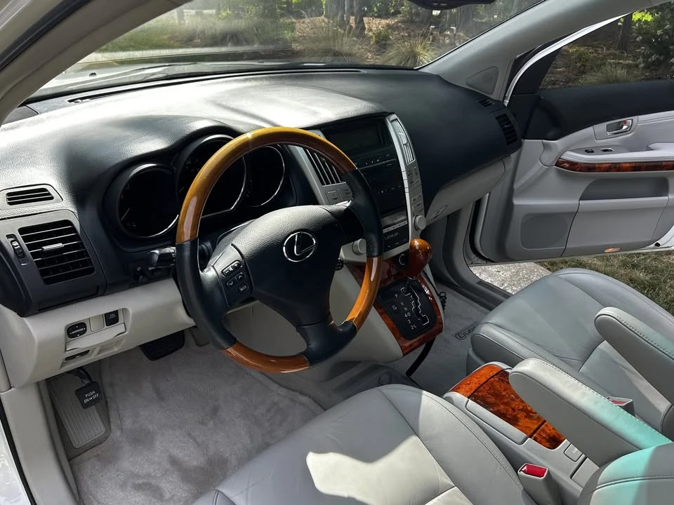 2007 Lexus RX 2nd Gen - Image 11 of 11