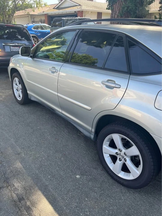 2007 Lexus RX 2nd Gen - Image 7 of 17