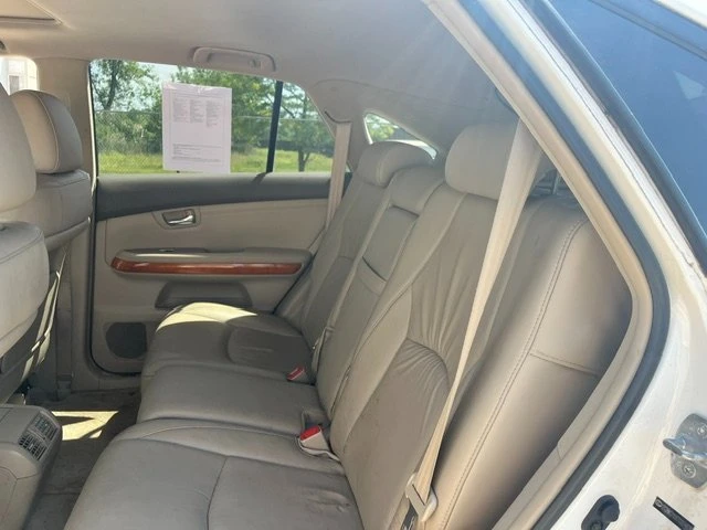 2007 Lexus RX 2nd Gen - Image 11 of 13