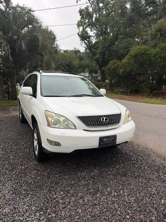 2007 Lexus RX 2nd Gen - Image 2 of 10