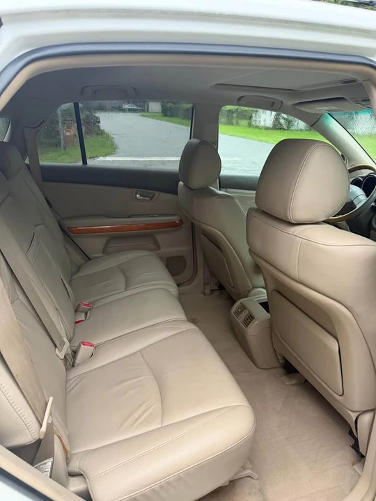 2007 Lexus RX 2nd Gen - Image 6 of 10