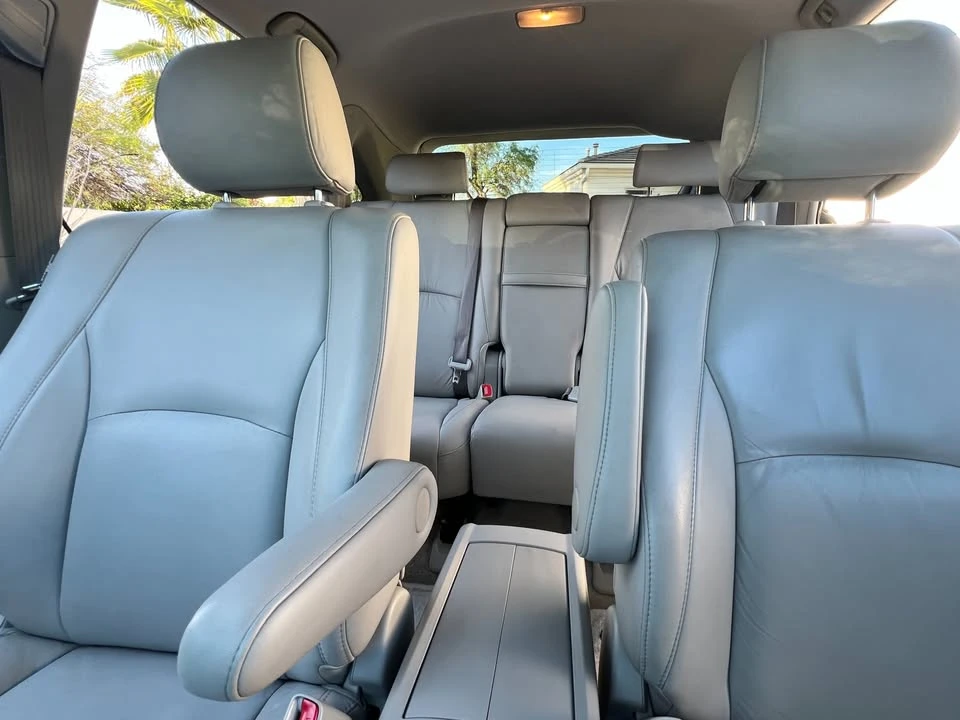 2007 Lexus RX 2nd Gen - Image 8 of 16