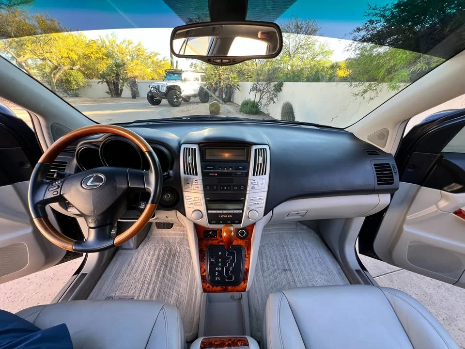2007 Lexus RX 2nd Gen - Image 5 of 16