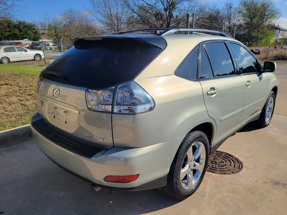 2007 Lexus RX 2nd Gen - Image 4 of 19