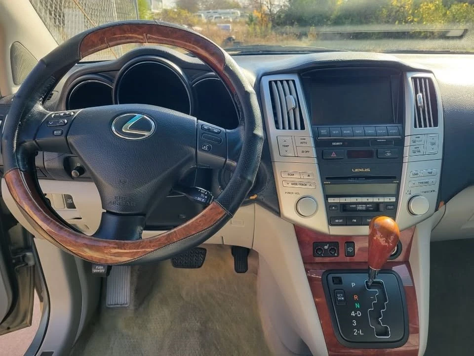 2007 Lexus RX 2nd Gen - Image 10 of 19