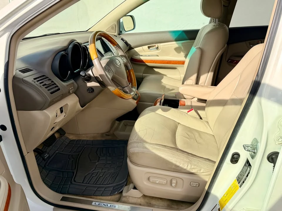 2007 Lexus RX 2nd Gen - Image 7 of 16