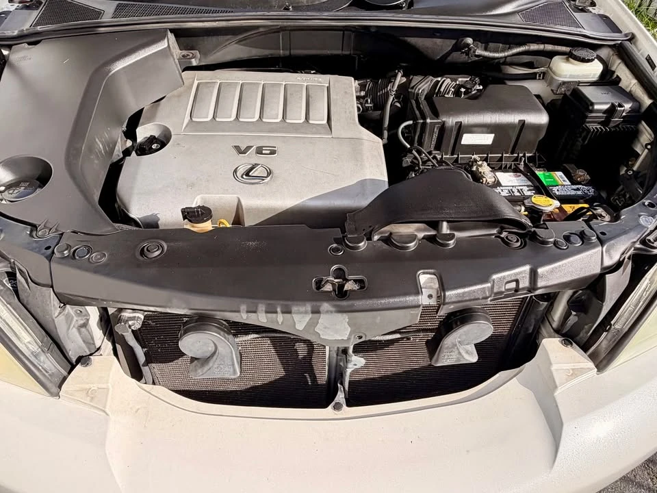 2007 Lexus RX 2nd Gen - Image 16 of 16
