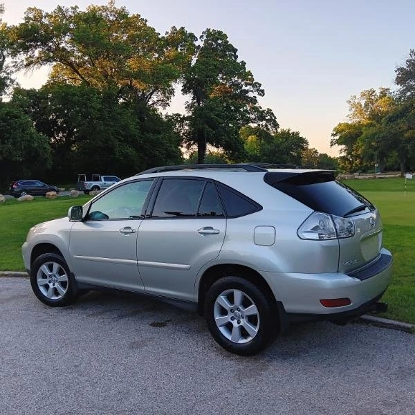 2007 Lexus RX 2nd Gen - Image 3 of 15