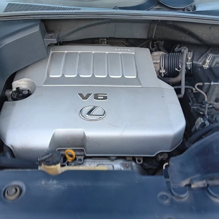 2007 Lexus RX 2nd Gen - Image 4 of 15