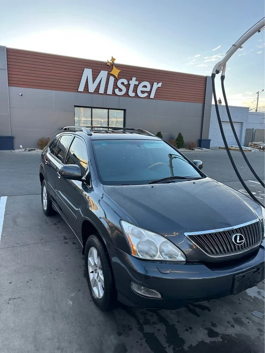 2007 Lexus RX 2nd Gen - Image 2 of 13
