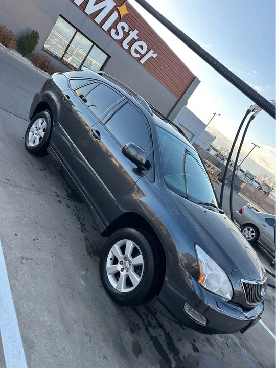2007 Lexus RX 2nd Gen - Image 3 of 13