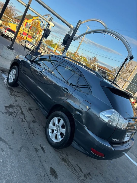 2007 Lexus RX 2nd Gen - Image 5 of 13