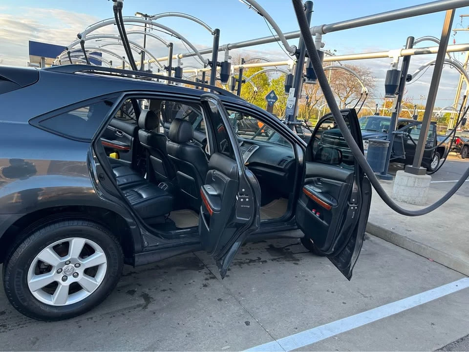 2007 Lexus RX 2nd Gen - Image 12 of 13