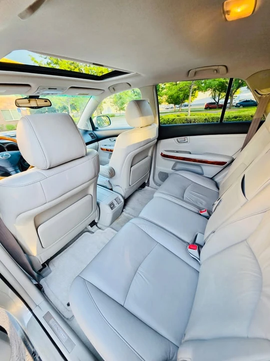 2007 Lexus RX 2nd Gen - Image 8 of 14