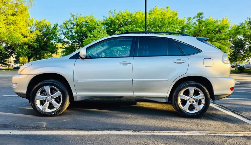 2007 Lexus RX 2nd Gen - Image 2 of 14