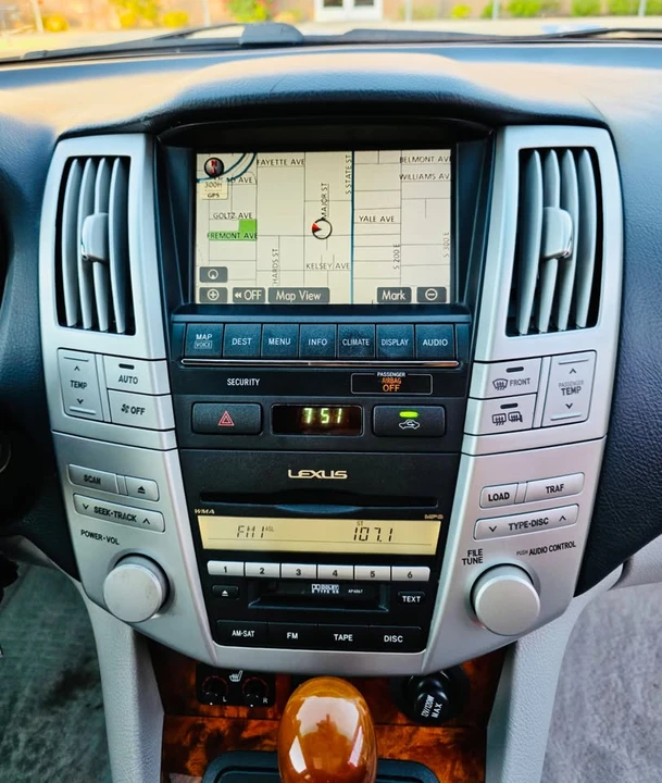 2007 Lexus RX 2nd Gen - Image 13 of 14