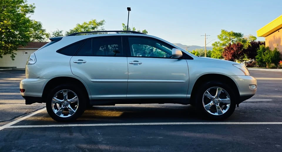 2007 Lexus RX 2nd Gen - Image 5 of 14