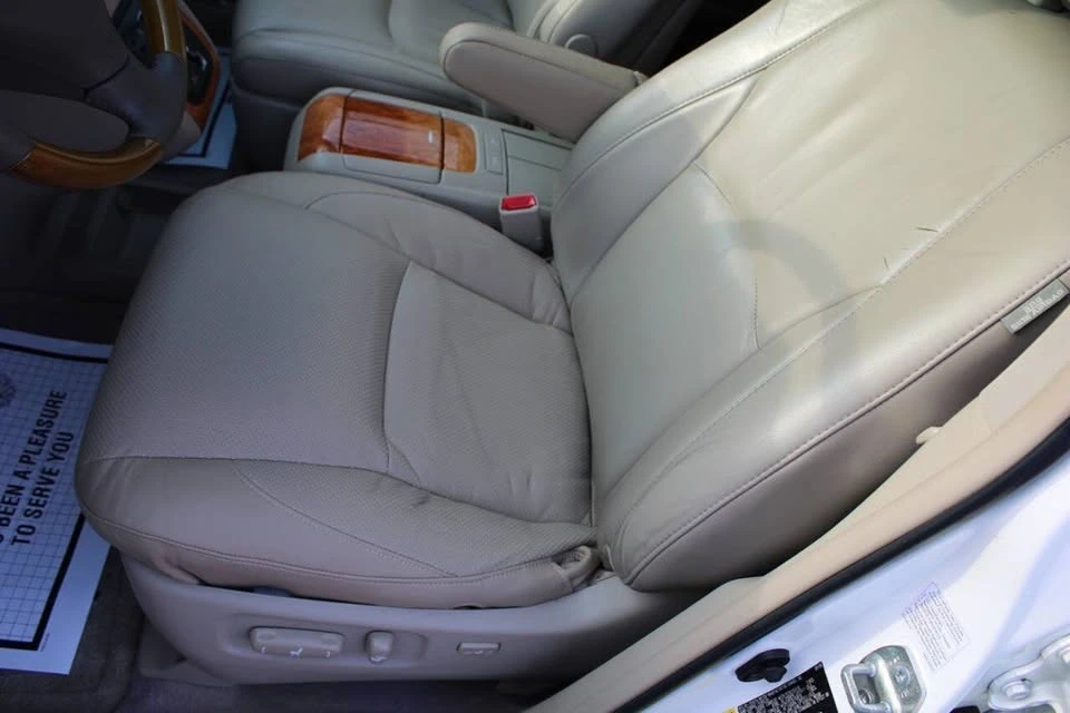 2007 Lexus RX 2nd Gen - Image 16 of 20