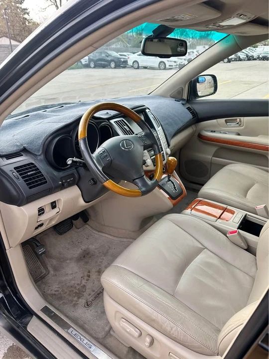 2007 Lexus RX 2nd Gen - Image 8 of 17