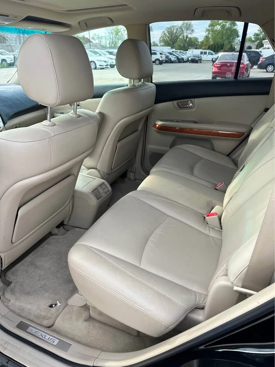 2007 Lexus RX 2nd Gen - Image 9 of 17