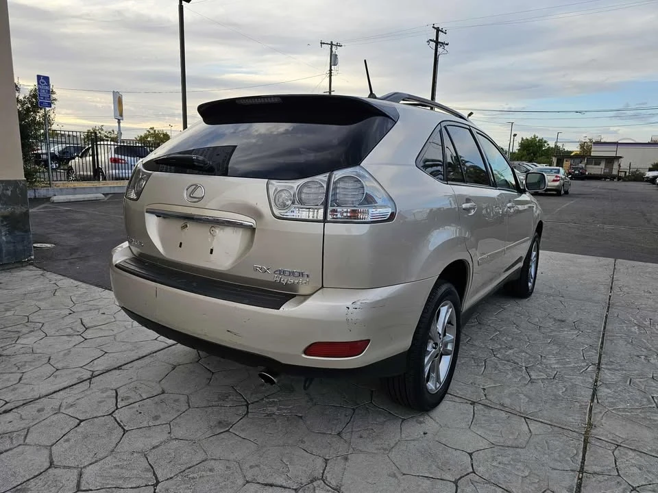 2007 Lexus RX 2nd Gen - Image 2 of 19