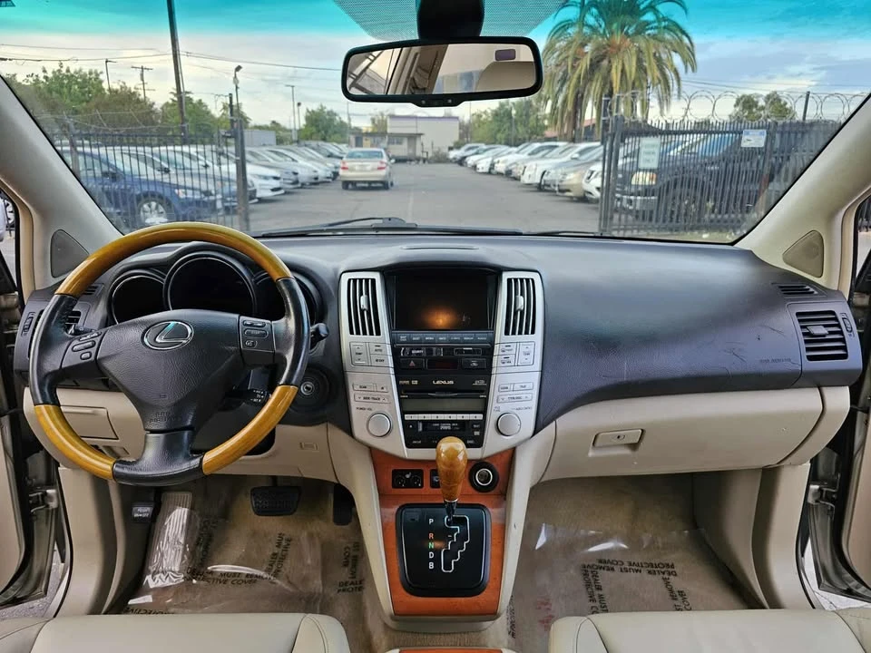 2007 Lexus RX 2nd Gen - Image 12 of 20