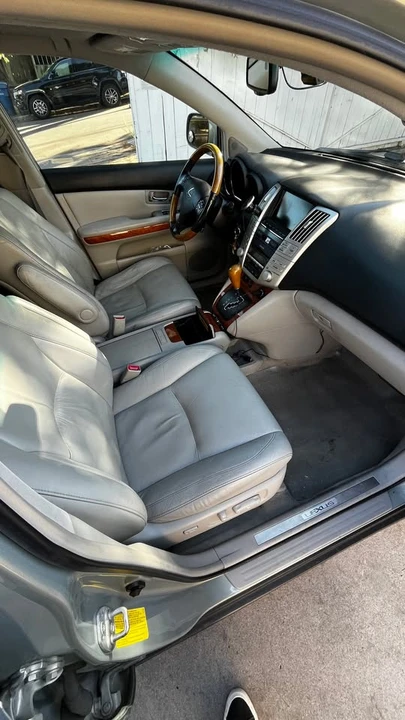 2007 Lexus RX 2nd Gen - Image 11 of 12