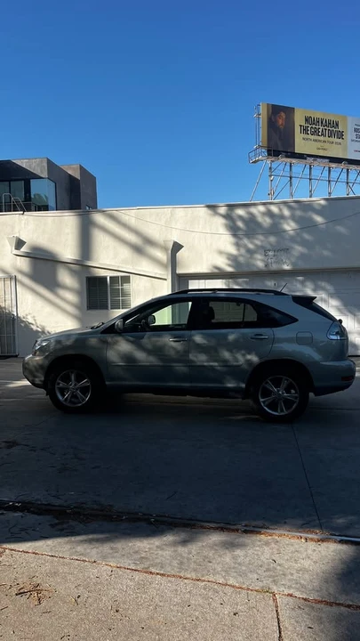 2007 Lexus RX 2nd Gen - Image 4 of 12